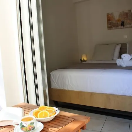 Lucia 아파트 아르고스톨리온